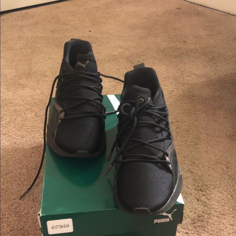 Puma - Picture 3 of 3